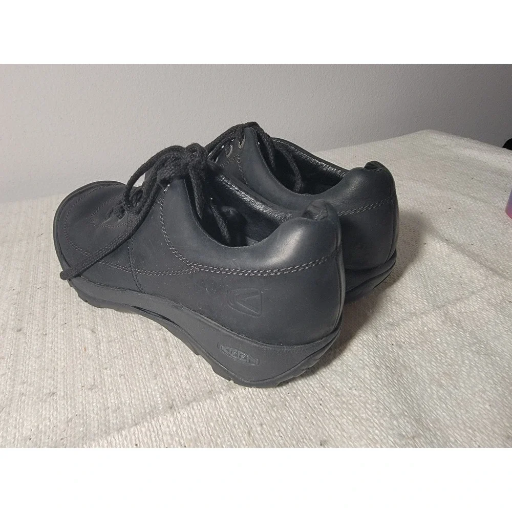 Keen Austin Shoes Men's US 9 Black Leather Oxford Hiking Hybrid Low Top Sneaker